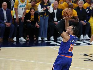 布倫森：第一年他們曾把我搞成右手投籃 我從那之后就沒再玩過2K