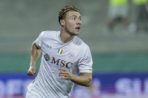 米體：霍伊倫的表現得到了孔蒂認可，他將在歐冠中首發出戰曼城