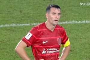 不敢相信！蓉城最后時刻慘遭蔚山絕殺，周定洋賽后無奈愣在原地