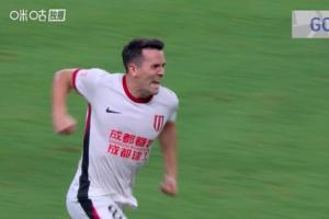 悲喜兩重天！蓉城絕平后眾生相：周定洋狂奔慶祝 薛慶浩無奈