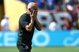 切爾西球員本場(chǎng)拿牌數(shù)比射門(mén)次數(shù)還多，是英超有統(tǒng)計(jì)以來(lái)首次