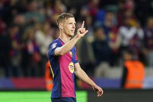 代表巴薩出戰的45場比賽，奧爾莫首次單場傳射建功