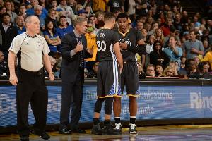 巴博薩談加盟勇士：科爾打電話(huà)讓我?guī)兔Ψ€(wěn)住球隊(duì) 我勸他別裁追夢(mèng)