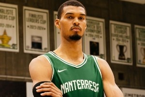 來時的路！文班亞馬為法甲老東家Nanterre 92拍攝新球衣宣傳照