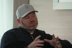 魯尼：在目前的曼聯(lián)更衣室，我和基恩都會被解雇、會被指控霸凌