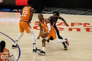 雷迪克：對東契奇艾頓的配合有很高期待 后者和保羅一起打過很久