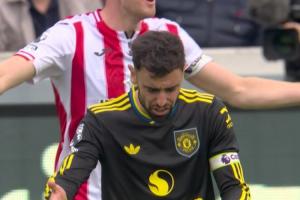 這是怎么了？B費本賽季6輪英超3個點球罰丟2個，上賽季點球7罰7中