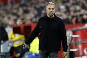 世體：弗里克多次半場換人調整，導演了多場改變局勢的逆轉好戲