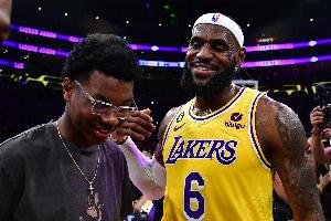 會和布萊斯父子同臺？詹姆斯：我不會等他 我們有各自的時間表