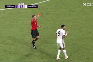 有爭議？亞足聯官網描述：古斯塔沃被定性為暴力行為，直紅罰下