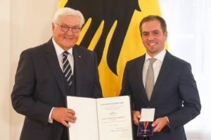 德國足球公平競賽先生！拜仁官方：拉姆被授予聯(lián)邦功勛勛章