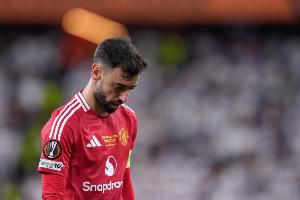 記者：B費并非對阿莫林不滿，他只是對踢的位置感到不開心