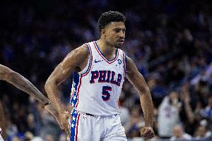 場均21.9分4.5助1.5斷+2.9記3分！76人格萊姆斯這水準為啥簽資質?