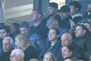 表現(xiàn)不佳！圖片報：父母觀戰(zhàn)小貝林厄姆比賽，后者家庭氣氛緊張