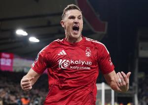 點射破門！伍德前兩粒歐戰進球間隔13年347天，歷史第三長