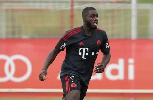 法爾克：利物浦和曼聯(lián)都有意明夏免簽于帕，皇馬巴黎也在密切關注