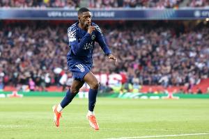 隊報：登貝萊預計下周從卡塔爾回巴黎，可能陣斯特拉斯堡回歸