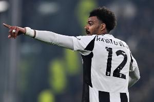 意媒：圖多爾和尤文新管理層不看好維加，租借結束就沒再考慮過他