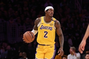 拉拉維亞：范德比爾特在防守端做得很出色 為我們奠定了防守基調