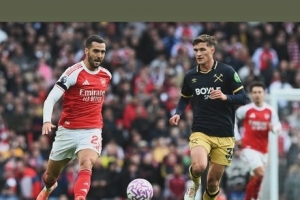 登頂！梅里諾社媒：＋3分，英超榜首！