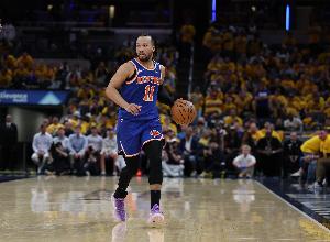 今天勢(shì)均力敵！布倫森10中5拿到14分 馬克西10中4拿到16分