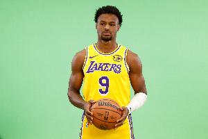 即將開啟第二個NBA賽季！布朗尼21歲生日快樂！??