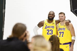 六人缺陣！詹姆斯、東契奇、里夫斯等人今日缺陣勇士