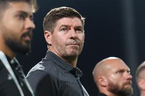 天空體育：杰拉德將抵達(dá)倫敦，接下來(lái)幾天內(nèi)將與流浪者進(jìn)行談判