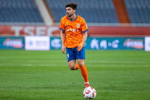 澤卡：在葡萄牙踢球時曾6個月沒領薪水，想去日本因為錢多生活好