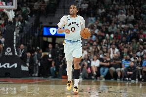 狀態不錯！凱爾登半場6中4拿到11分5板1助 正負值+16