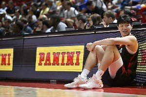 季前賽中國球員單場最高分？楊瀚森第4 移動長城壓陣 僅5人上雙