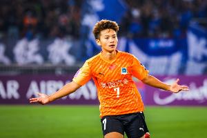 亞足聯頒獎典禮10月17日1時舉行，王霜獲年度最佳女足運動員提名