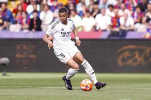 記者：皇馬方面表示姆巴佩只需休養3天，馬斯坦托諾傷勢也不重