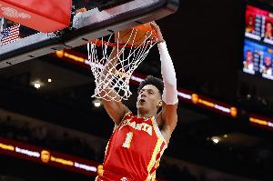 狀態出色！杰倫-約翰遜11中7拿下全場最高20分外加7板2助2斷