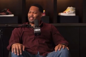 霍里與安吉沖突后被送到湖人 安吉通知時(shí)提前恭喜他拿到戒指