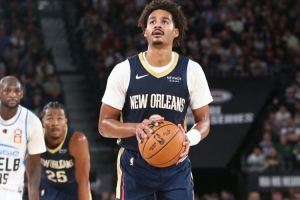 鵜鶘主帥：普爾心理韌性極強(qiáng) 每天走進(jìn)訓(xùn)練館都能看到他在苦練