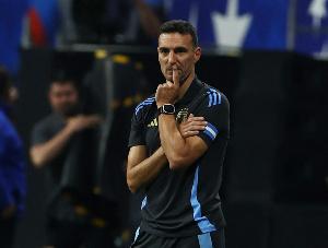 斯卡洛尼：帕斯和馬斯坦托諾是阿根廷的重要球員，未來他們能共存