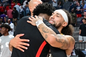 讓競爭留在場上！阿門和阿爾瓦拉多雖爆發了沖突 但賽后握手言和