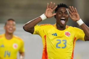 偶像內馬爾！每體：巴薩因財務原因錯過免簽哥倫比亞前鋒內塞爾