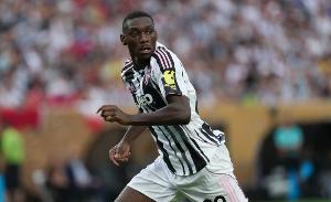 米體：圖多爾今夏要求買斷穆阿尼并引進(jìn)出色中場(chǎng)，科莫利均未滿足