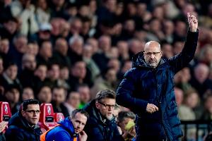 23-24賽季以來埃因霍溫禁區(qū)外進10球歐冠最多，對那不勒斯單場3球