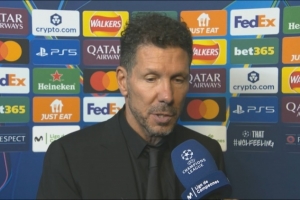 西蒙尼：定位球失分成比賽轉(zhuǎn)折點(diǎn)，阿森納是定位球?qū)＜易龅煤艹錾? >
                                        </div>
                                    </div>
                                                                        <div   id=