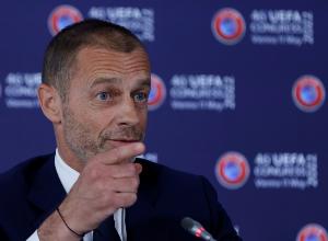 巴薩vs黃潛的西甲海外賽被取消！切費林：聯賽就該在本土進行