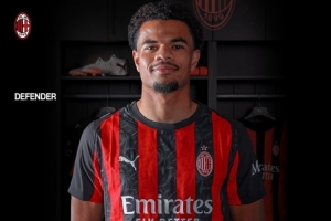 補時絕平比薩，20歲阿特卡梅打進加盟米蘭處子球
