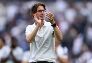 弗蘭克：賽后會找莫耶斯共飲一杯，壓力下只有同行才最理解彼此