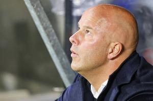 內(nèi)維爾：利物浦讓我想起昔日亂糟糟的曼聯(lián)，需簡化戰(zhàn)術(shù)穩(wěn)固防守