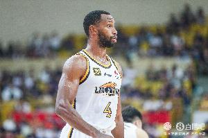 媒體人：弗格的經驗很關鍵 他和張鎮麟有默契 能幫著新援融入球隊