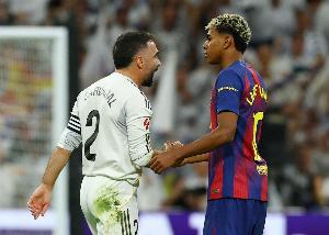 科貝：盡管卡瓦哈爾傷缺，但西班牙國(guó)家隊(duì)大佬也準(zhǔn)備找亞馬爾談話(huà)