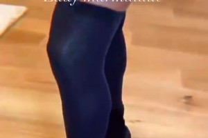 這黑絲美腿，吧友們一定要看到最后啊！??