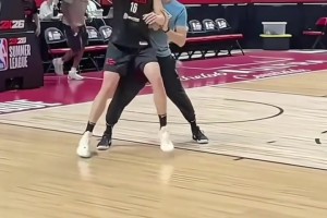 楊瀚森導(dǎo)師斯普利特接任主教練 小楊的上場時間穩(wěn)了嗎????